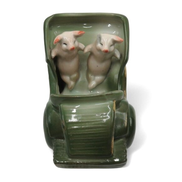 Pink PIGS in Green CAR Figurine Ceramic Charming German Vintage - Broken Ear - Picture 1 of 13
